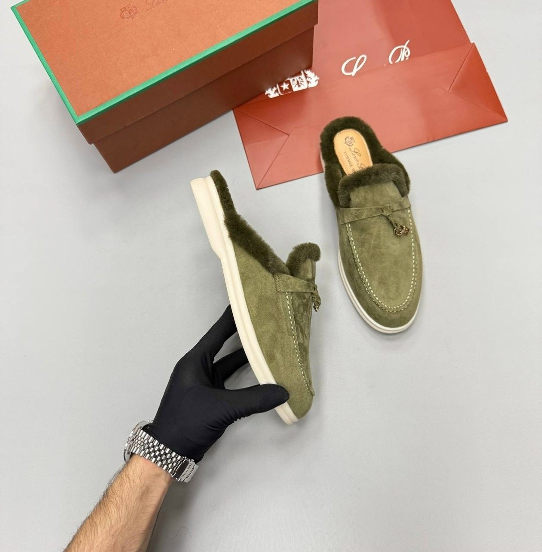 ,лоферы loro piana,лоферы женские loro piana,мюли с мехом,loro piana замшевые лоферы summer charms walk