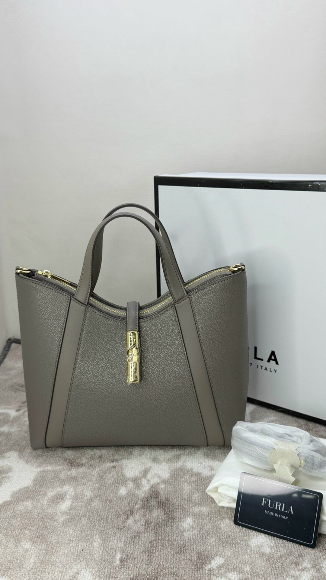 сумка furla,сумка женская furla,сумки,сумка тоут furla,сумка тоут прада белая