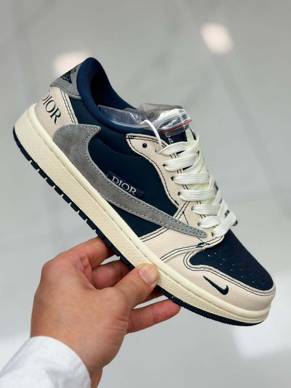кроссовки nike travis scott x air jordan 1,кроссовки,кроссовки мужской,кроссовки travis scott x air jordan 1 low,кроссовки travis scott