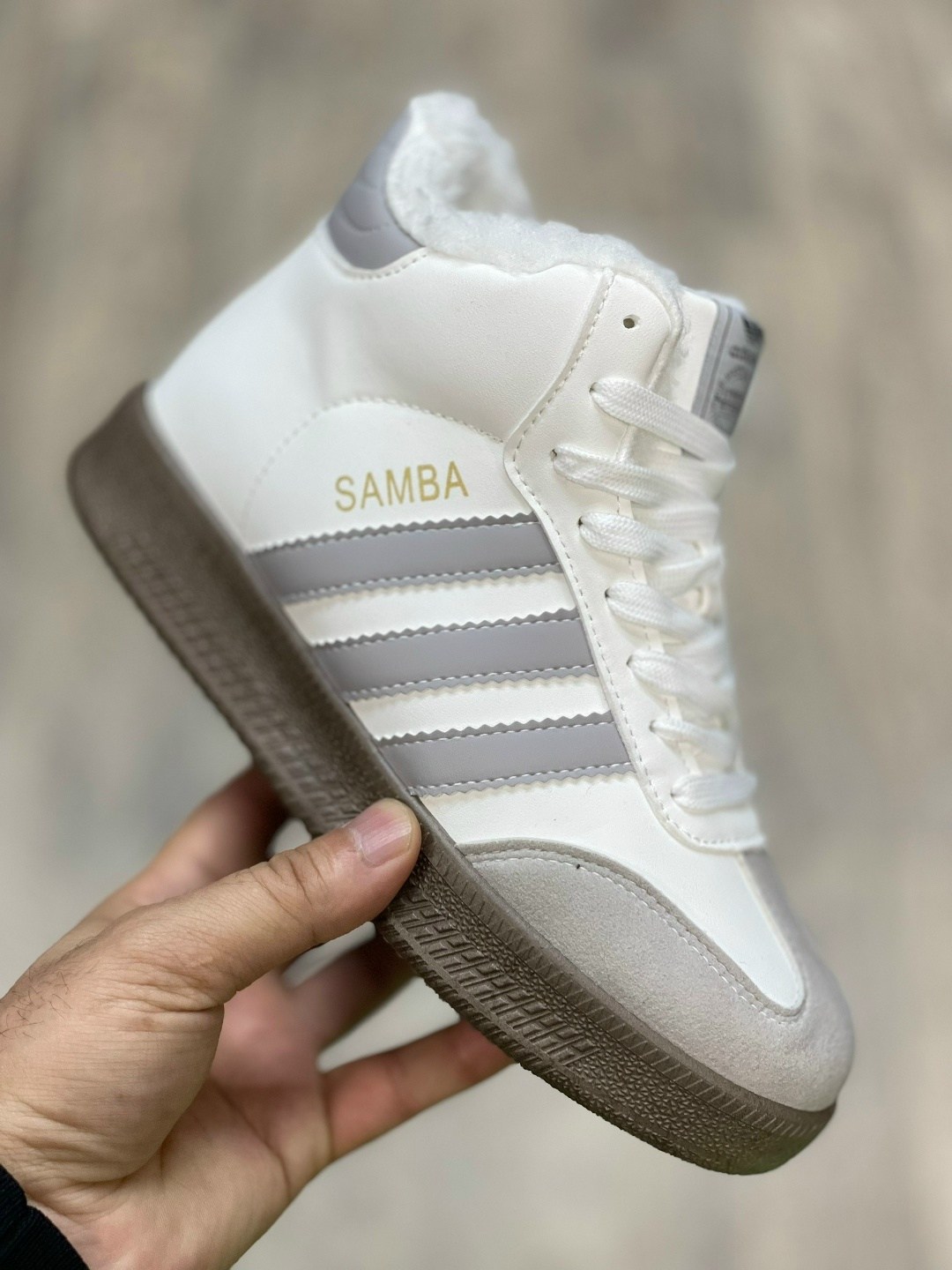 кроссовки высокие adidas samba зимние с мехом,,кроссовки женские зимние высокие adidas,кроссовки adidas samba,кроссовки женские