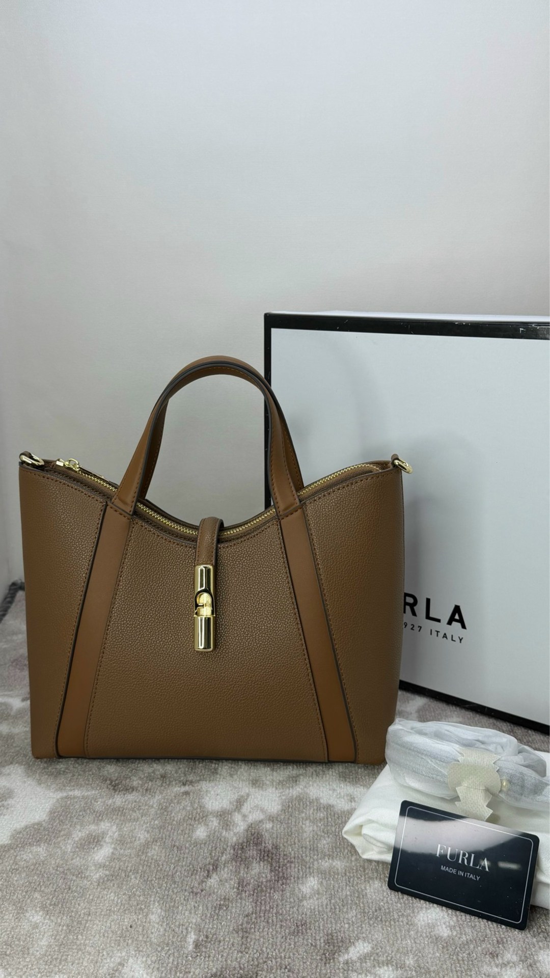 сумка furla,сумка женская furla,сумки,сумка тоут furla,сумка тоут прада белая