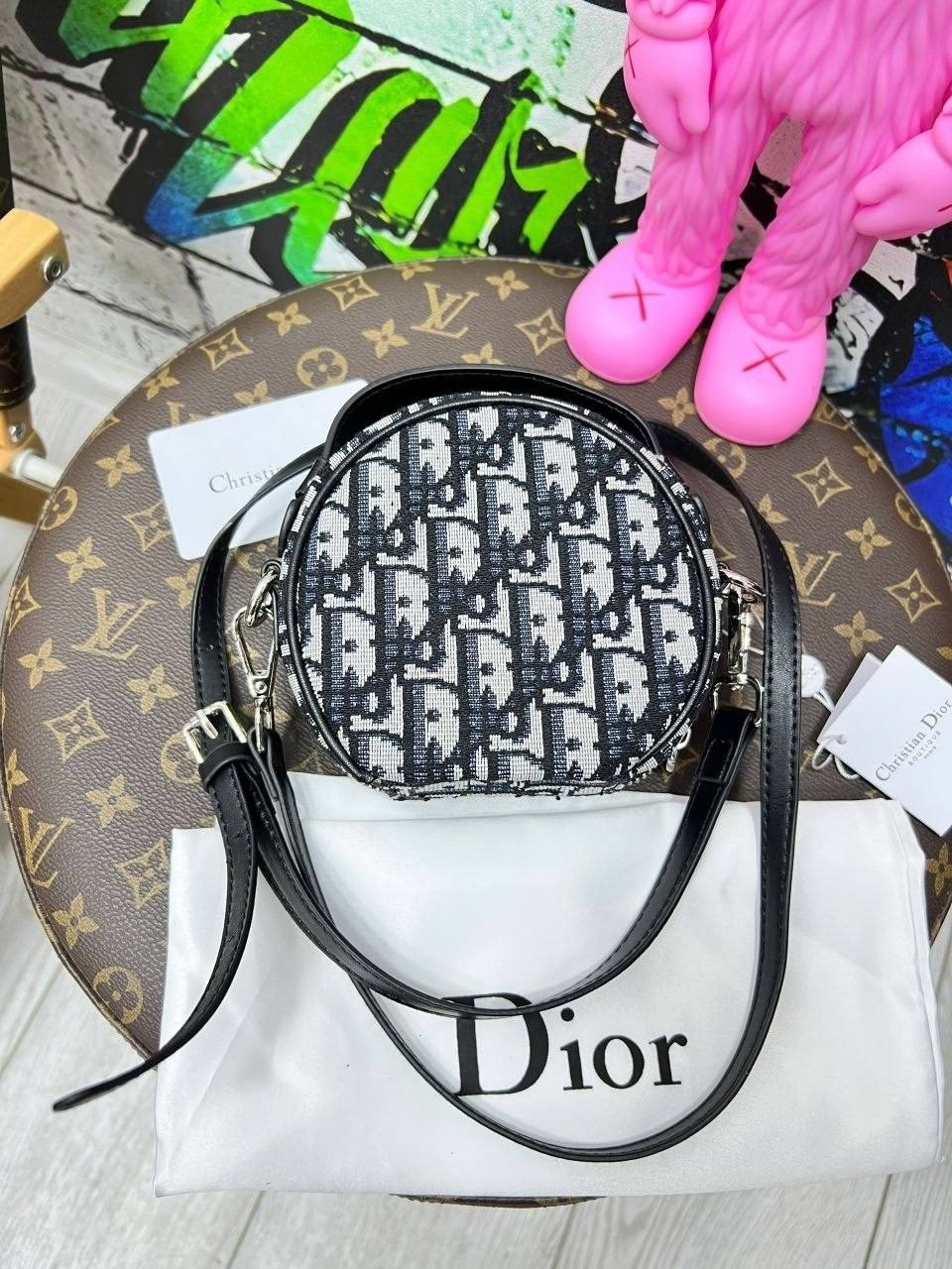сумки диор,круглая сумка,dior сумка,dior bag,сумки стильные