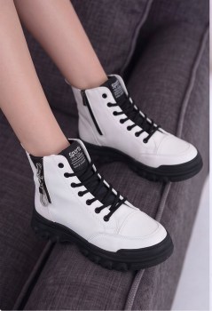 Ботинки