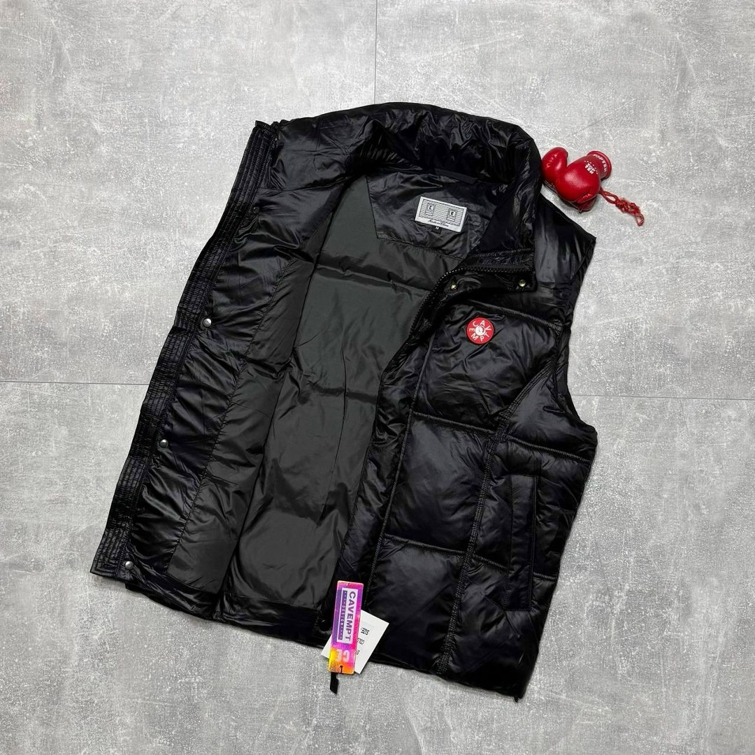 жилетка canada goose,пуховой жилет,жилет canada goose,жилет,жилетки мужские