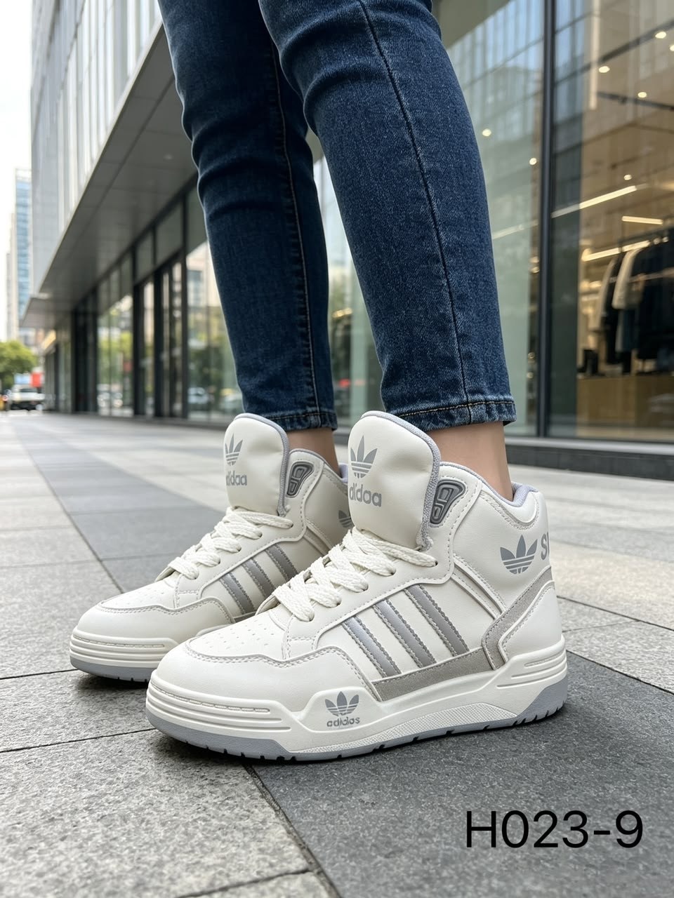 кроссовки adidas,кроссовки adidas original,зимние кроссовки adidas hoops 2.0 mid белые,кроссовки adidas forum refined white,кроссовки зимние adidas
