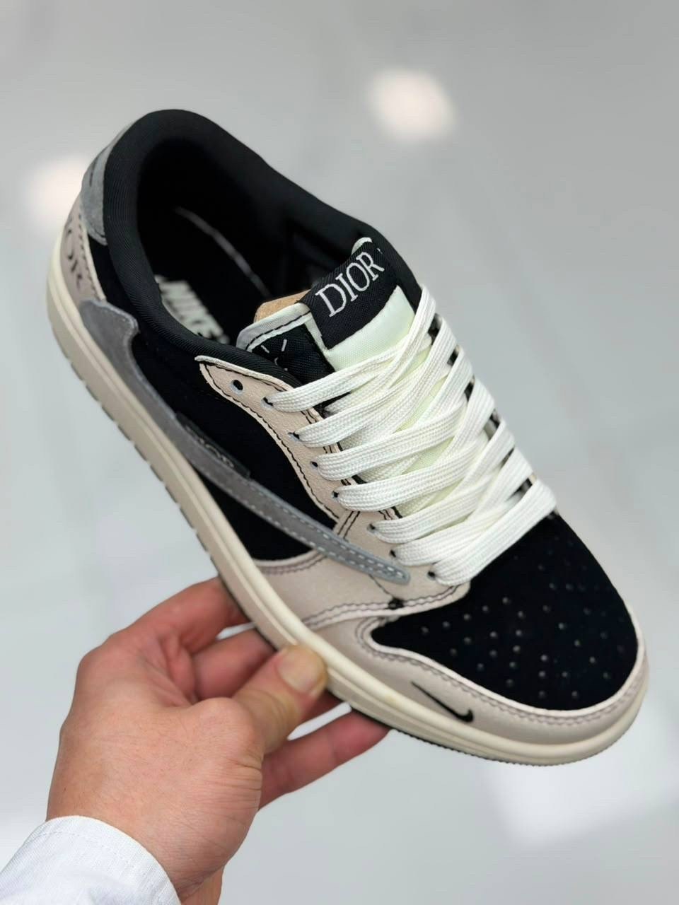 кроссовки nike travis scott x air jordan 1,кроссовки,кроссовки мужской,кроссовки travis scott x air jordan 1 low,кроссовки travis scott