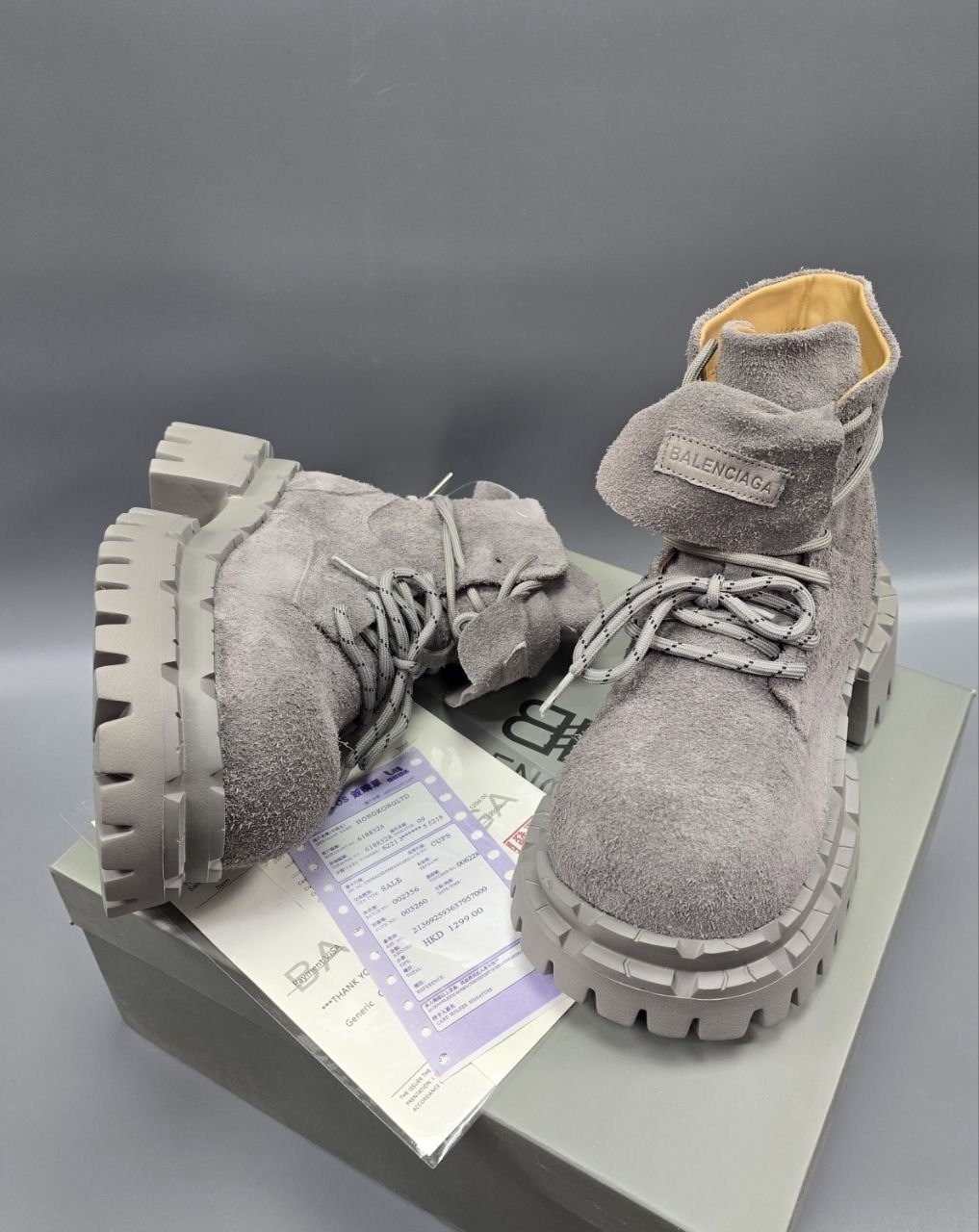 ,ботинки осенние balenciaga,ботинки balenciaga,женские ботинки,модные ботинки