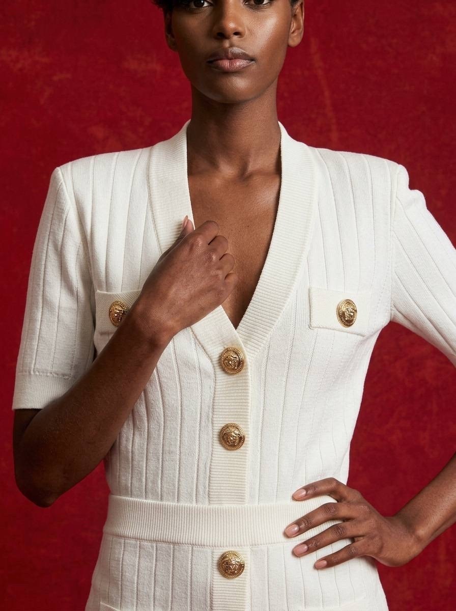 приталенное платье,платье женская,платье balmain,стили платьев,нарядные платья