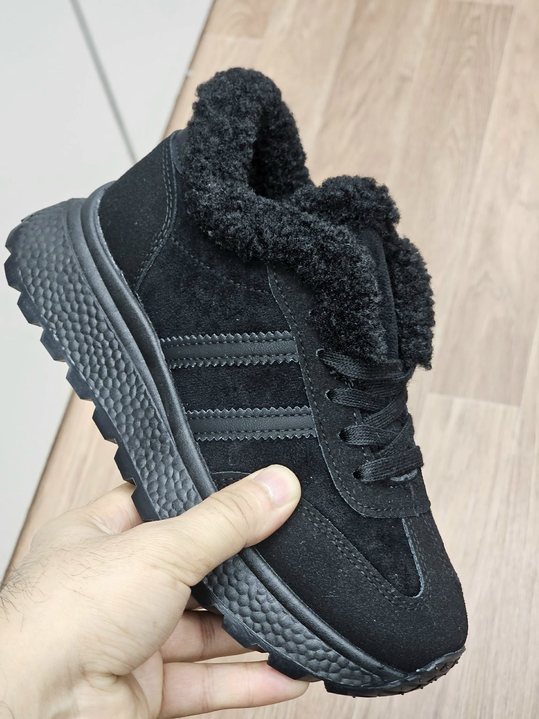 зимние кроссовки adidas zx 700 коричневые с мехом,женские кроссовки,зимние кроссовки адидас коричневые,,теплые кроссовки