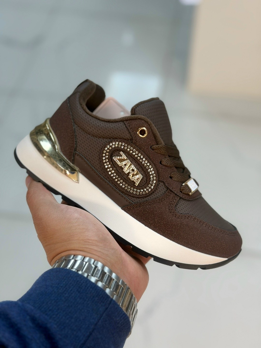 кроссовки женскиe,,кроссовки guess,кроссовки женские guess,черные кроссовки