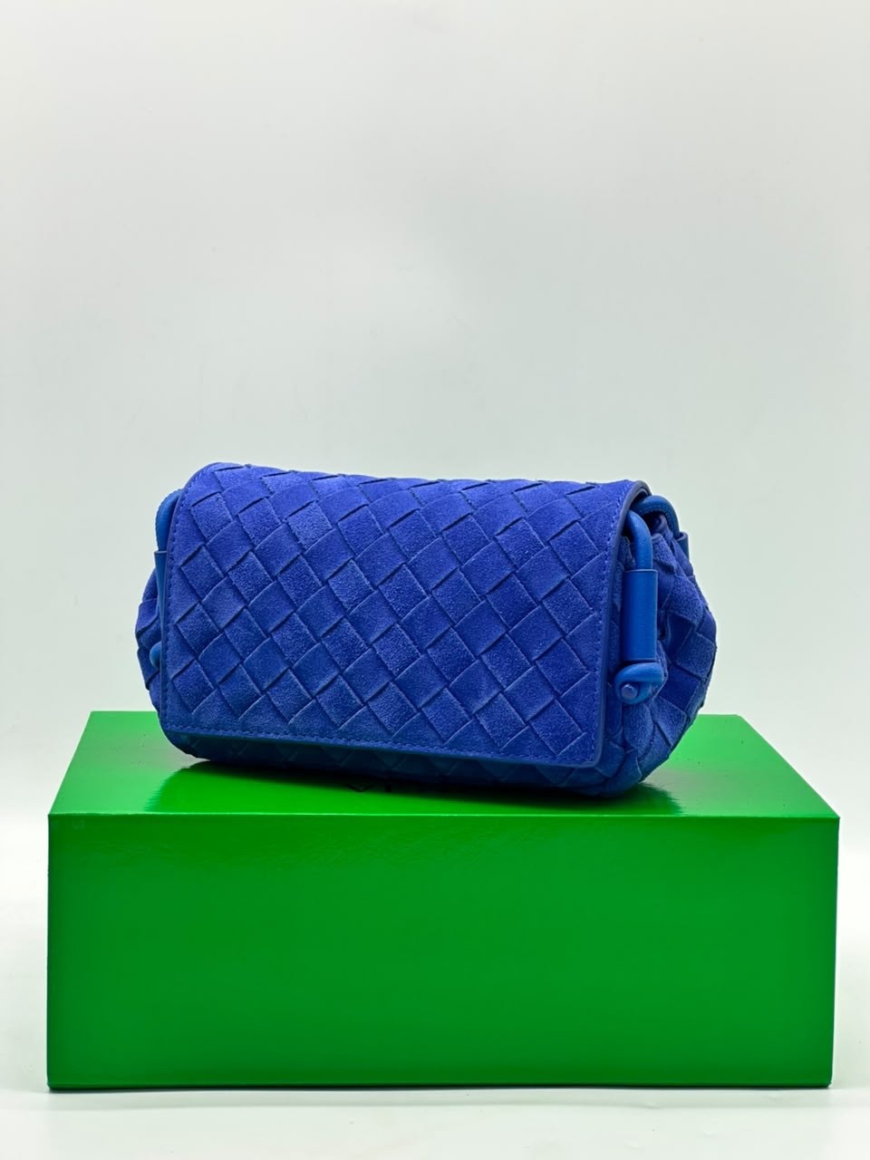 сумка женская bottega veneta,сумка bottega veneta,сумки боттега венета,сумка на плечо bottega veneta,сумка боттега венета замша