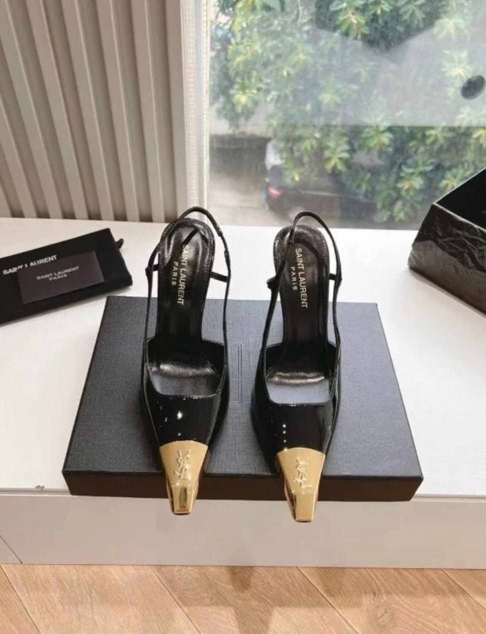 туфли yves saint laurent,туфли saint laurent,босоножки yves saint laurent,босоножки saint laurent,yves saint laurent туфли yves saint laurent черные 383105ou