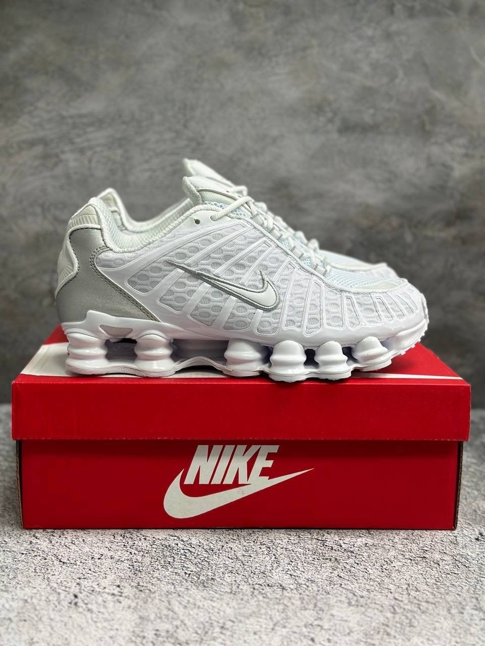 nike shox tl white metallic silver,кроссовки nike shox tl,nike shox tl white,кроссовки nike shox tl white metallic silver,кроссовки nike shox tl белые