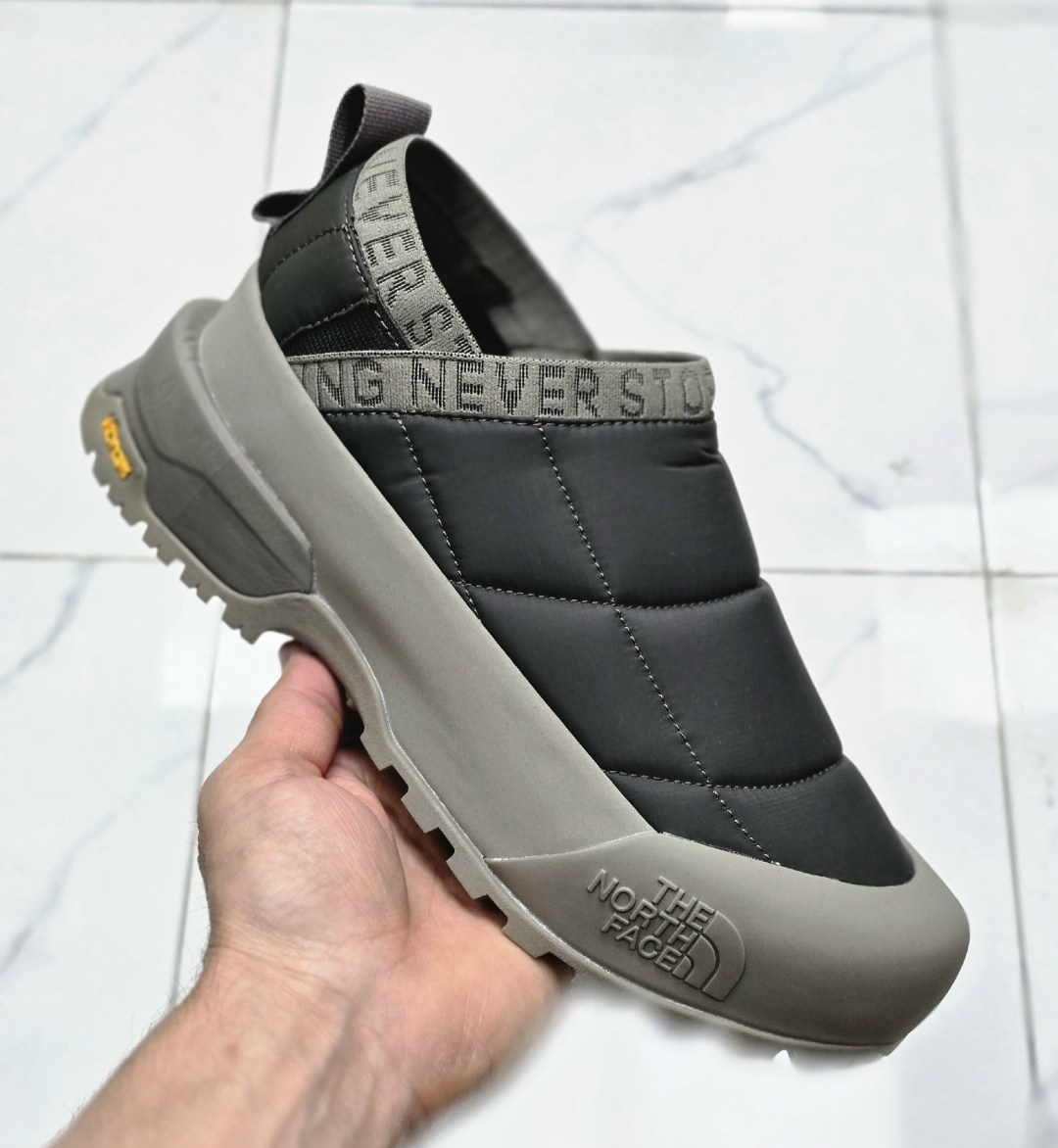 кроссовки the north face,кроссовки the north face thermoball traction mule v 'black',зимние кроссовки,мужские кроссовки,кроссовки