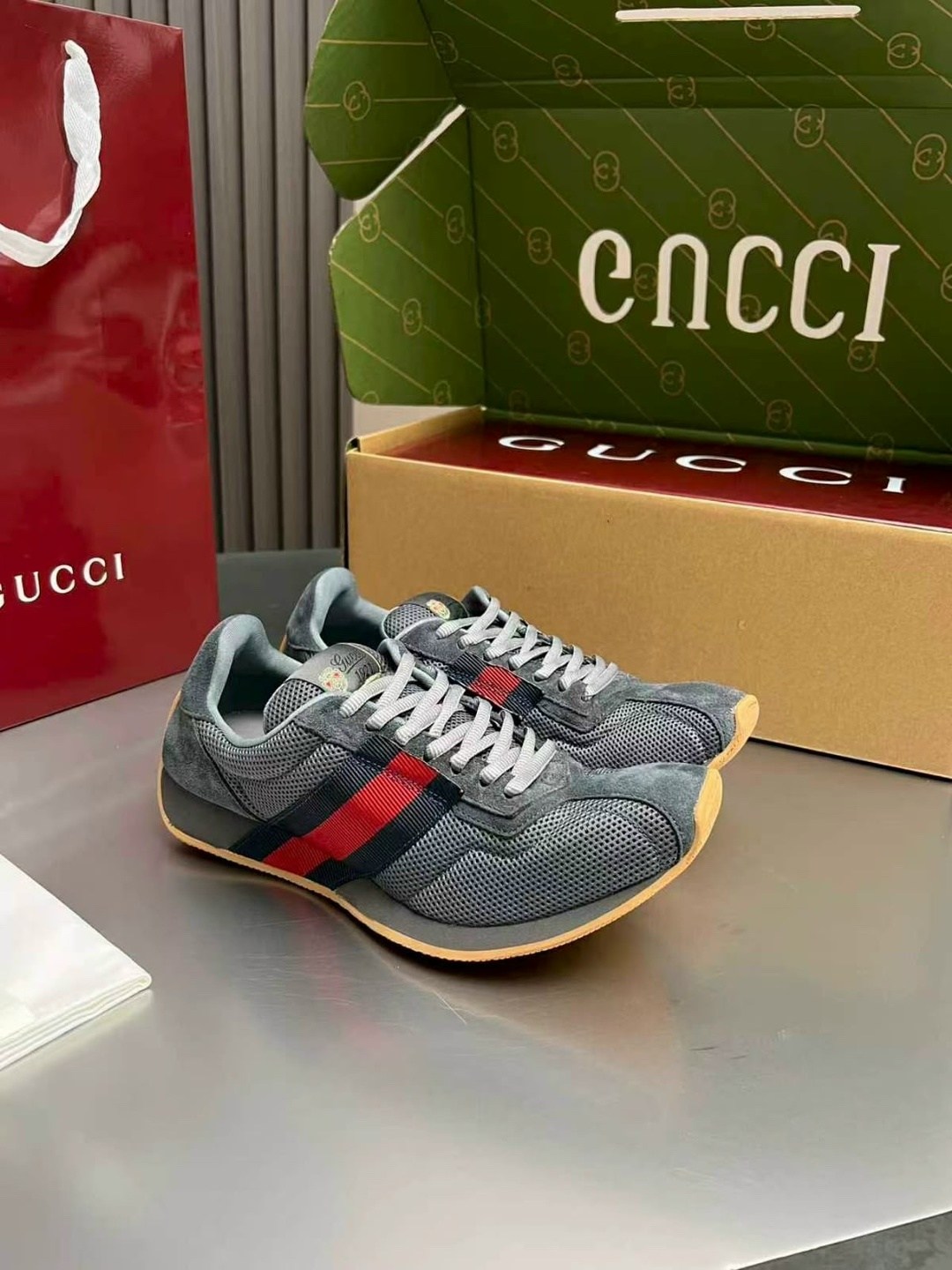 кроссовки gucci женские,кроссовки gucci,gucci кроссовки мужские,кроссовки гуччи зеленые,кроссовки гуччи