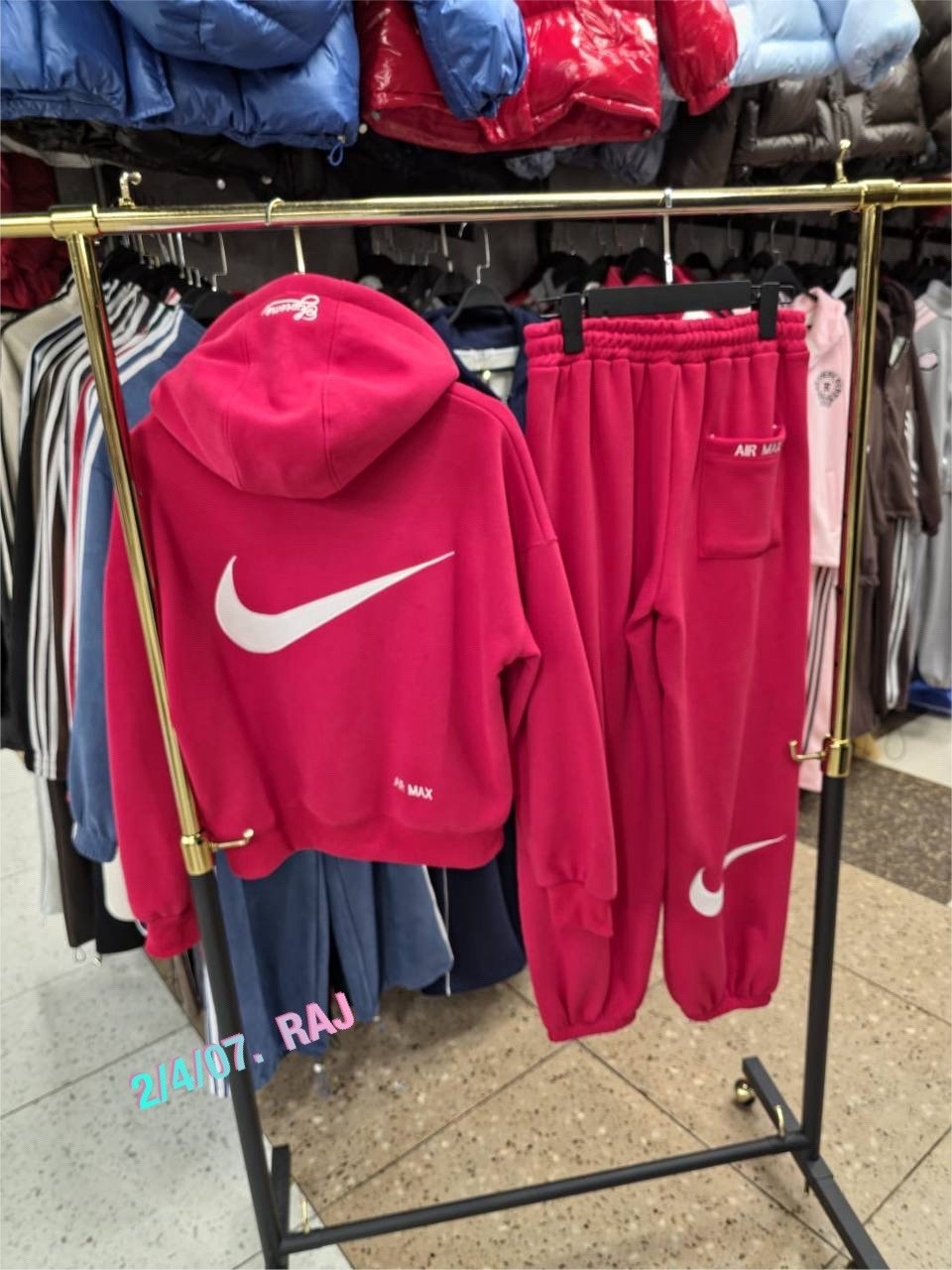 спортивный костюм nike,спортивный костюм nike на флисе,костюм спортивный женский,спортивный костюм женский найк,спортивный костюм найк женский 2026