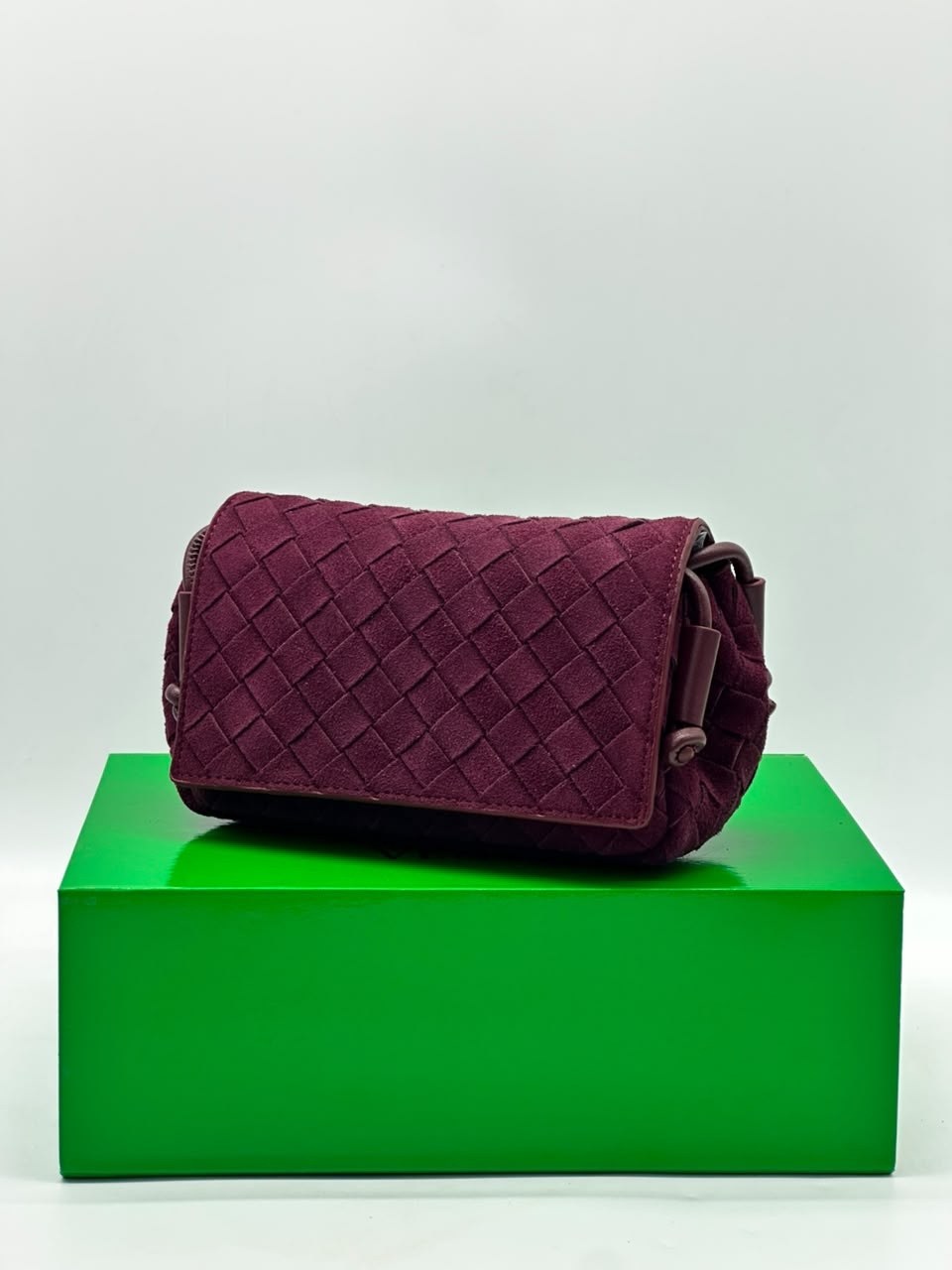 сумка женская bottega veneta,сумка bottega veneta,сумки боттега венета,сумка на плечо bottega veneta,сумка боттега венета замша