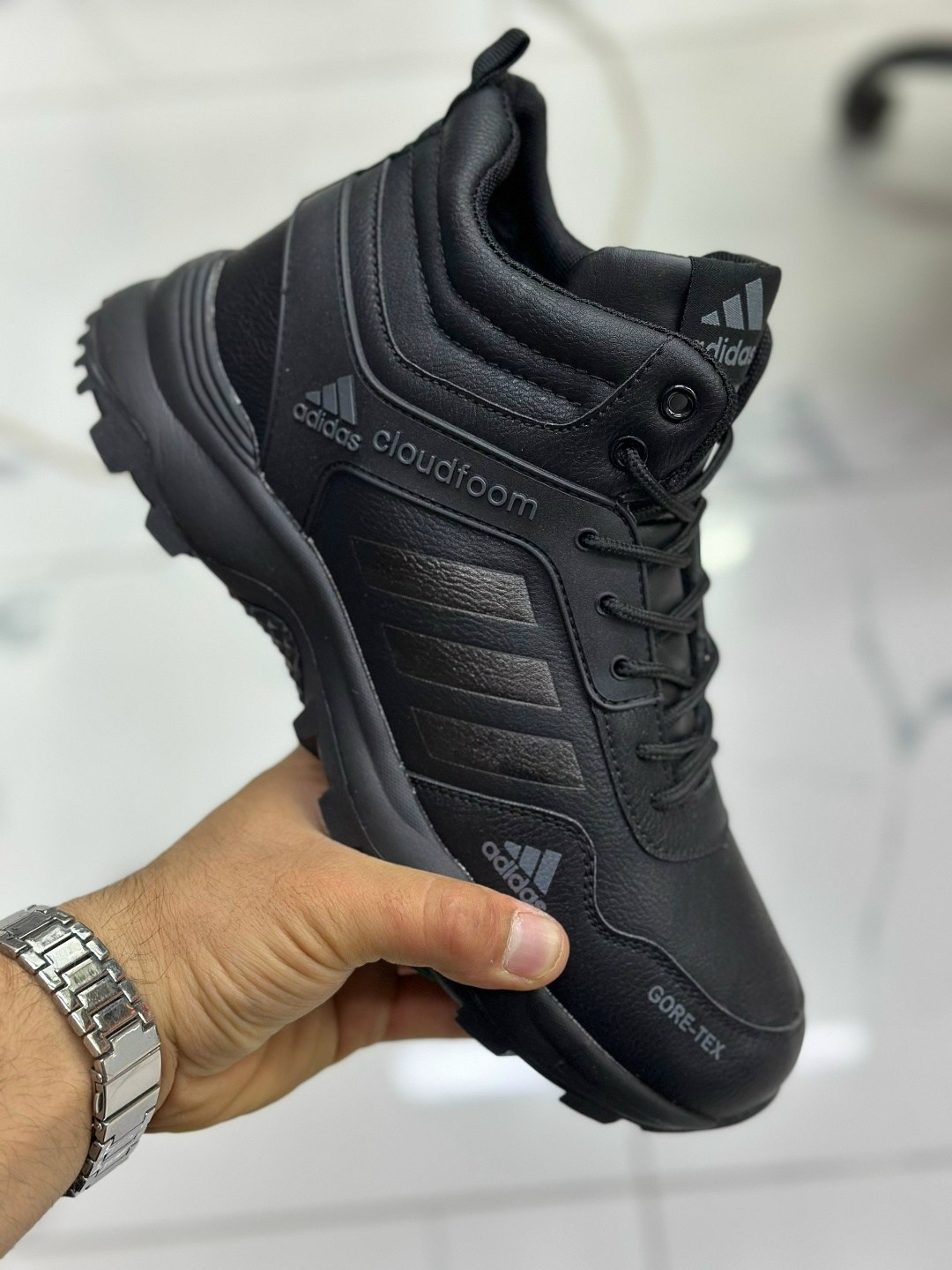 кроссовки мужские зимние adidas,адидас клима проф зимние кроссовки,adidas climaproof зимние кроссовки,кроссовки зимние adidas,зимние кроссовки adidas terrex ax3 mid