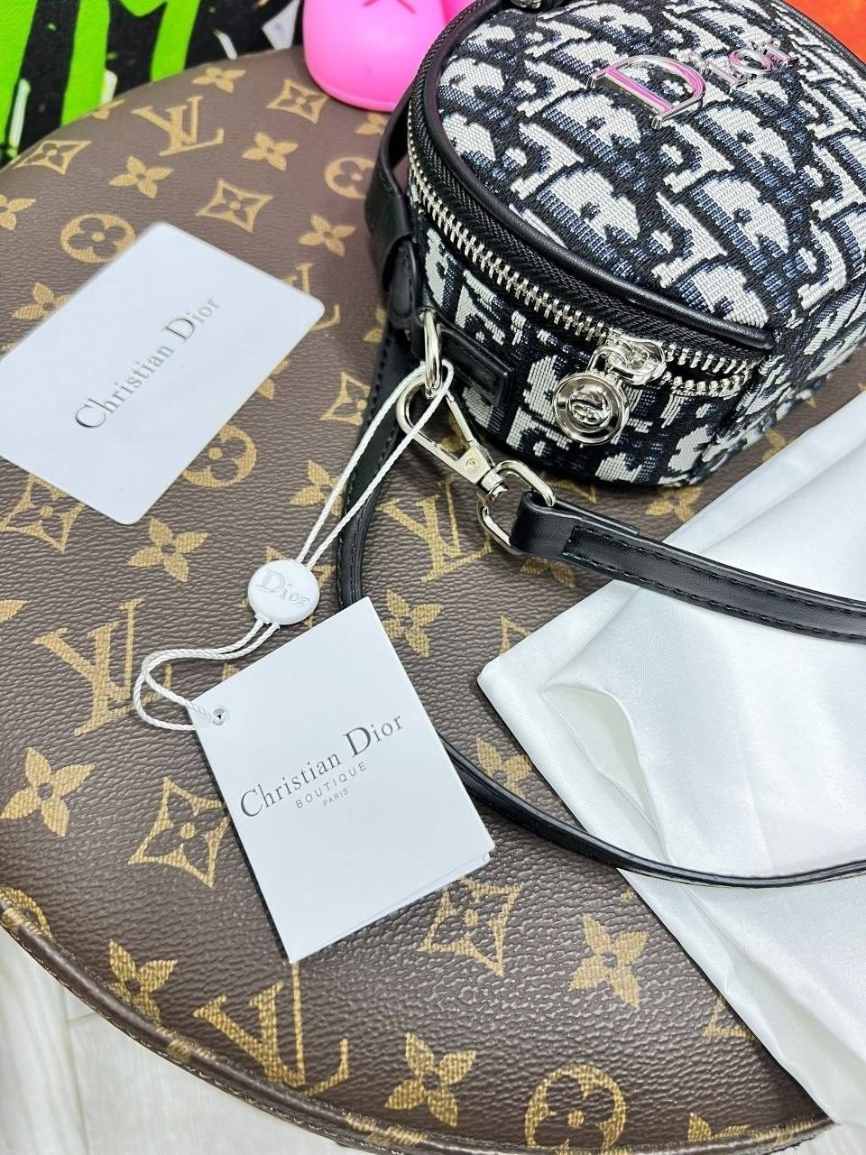 сумки диор,круглая сумка,dior сумка,dior bag,сумки стильные