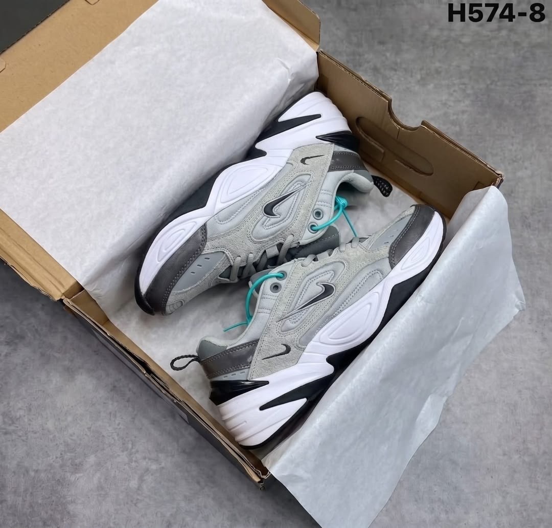 кроссовки nike air monarch iv,кроссовки найк монарх мужские,кроссовки nike air monarch,мужские кроссовки nike air monarch iv,кроссовки nike air monarch iv white black