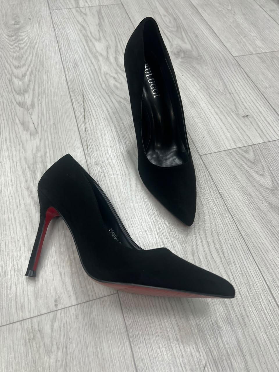 ,туфли christian louboutin,бежевые туфли,женские туфли лодочки,туфли лодочка