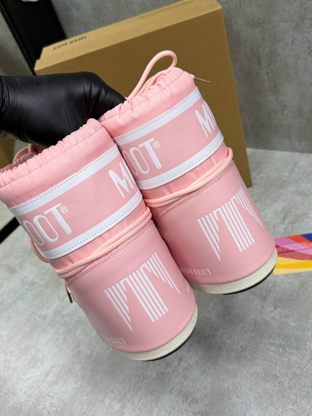 дутики moon boot,луноходы moon boot,зимние ботинки moon boot,луноходы женские,ботинки moon boot
