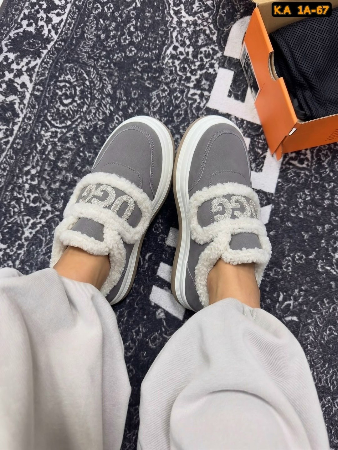 ,зимние кеды ugg из натуральной замши на липучке,кеды зимние женские ugg,кроссовки женские зимние,женская