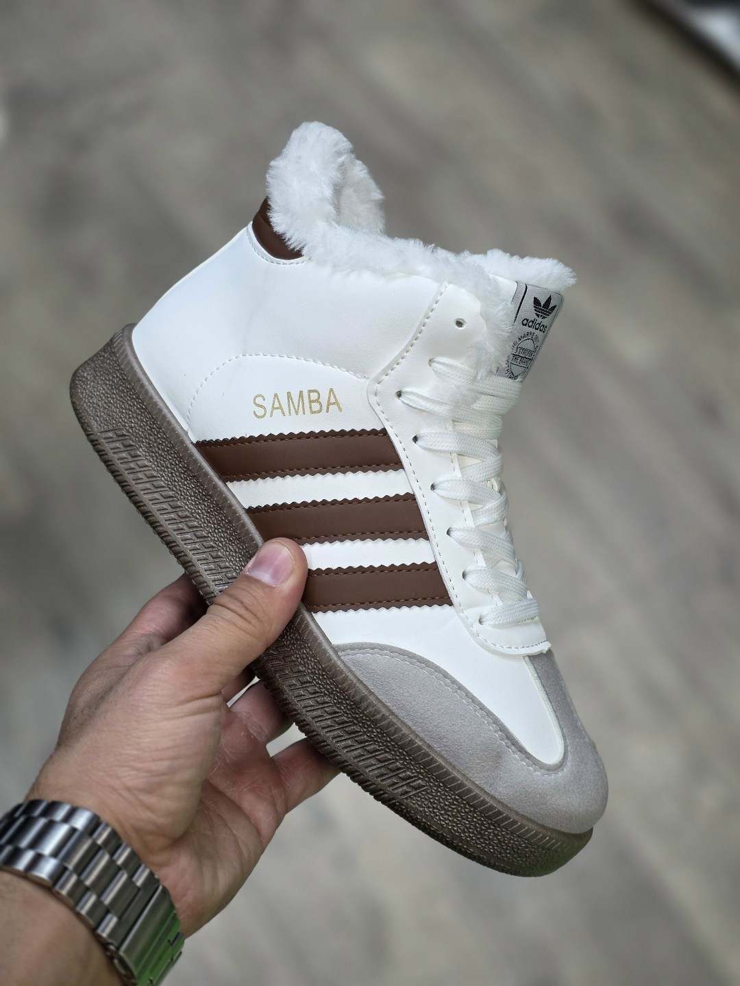 кроссовки высокие adidas samba зимние с мехом,кроссовки женские зимние высокие adidas,,samba кроссовки,кроссовки зимнее