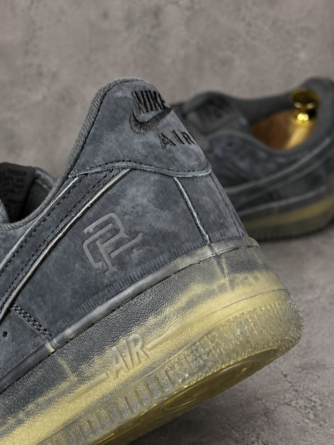 кросcовки nike air force 1,nike air force 1 low grey suede,nike air force 1 low,nike air force 1 '07,мужские кроссовки nike air force 1