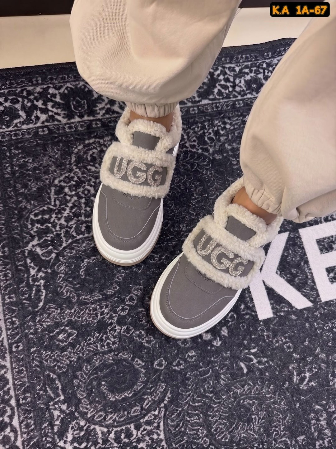 ,зимние кеды ugg из натуральной замши на липучке,кеды зимние женские ugg,кроссовки женские зимние,женская