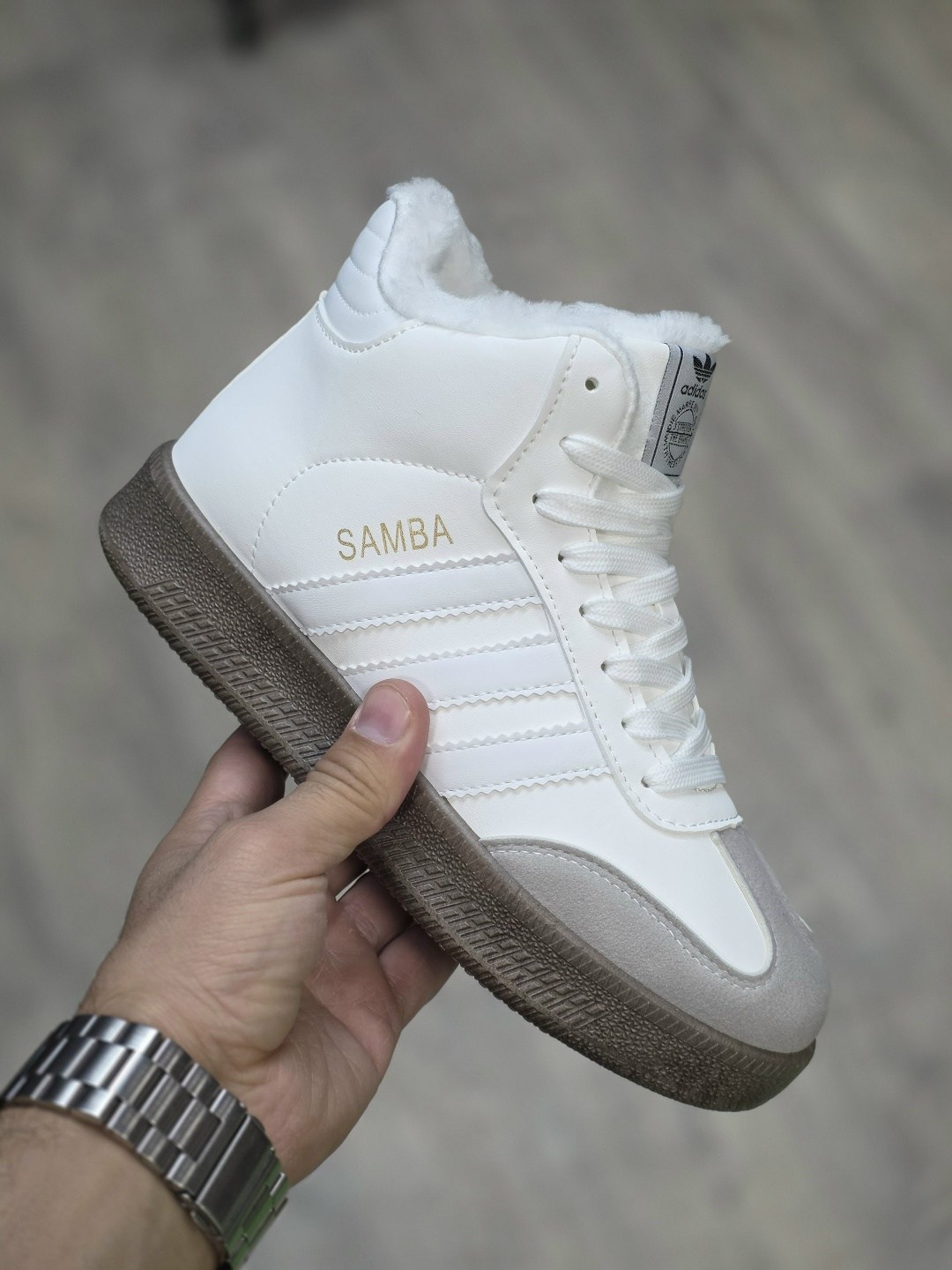 кроссовки высокие adidas samba зимние с мехом,кроссовки женские зимние высокие adidas,,samba кроссовки,кроссовки зимнее