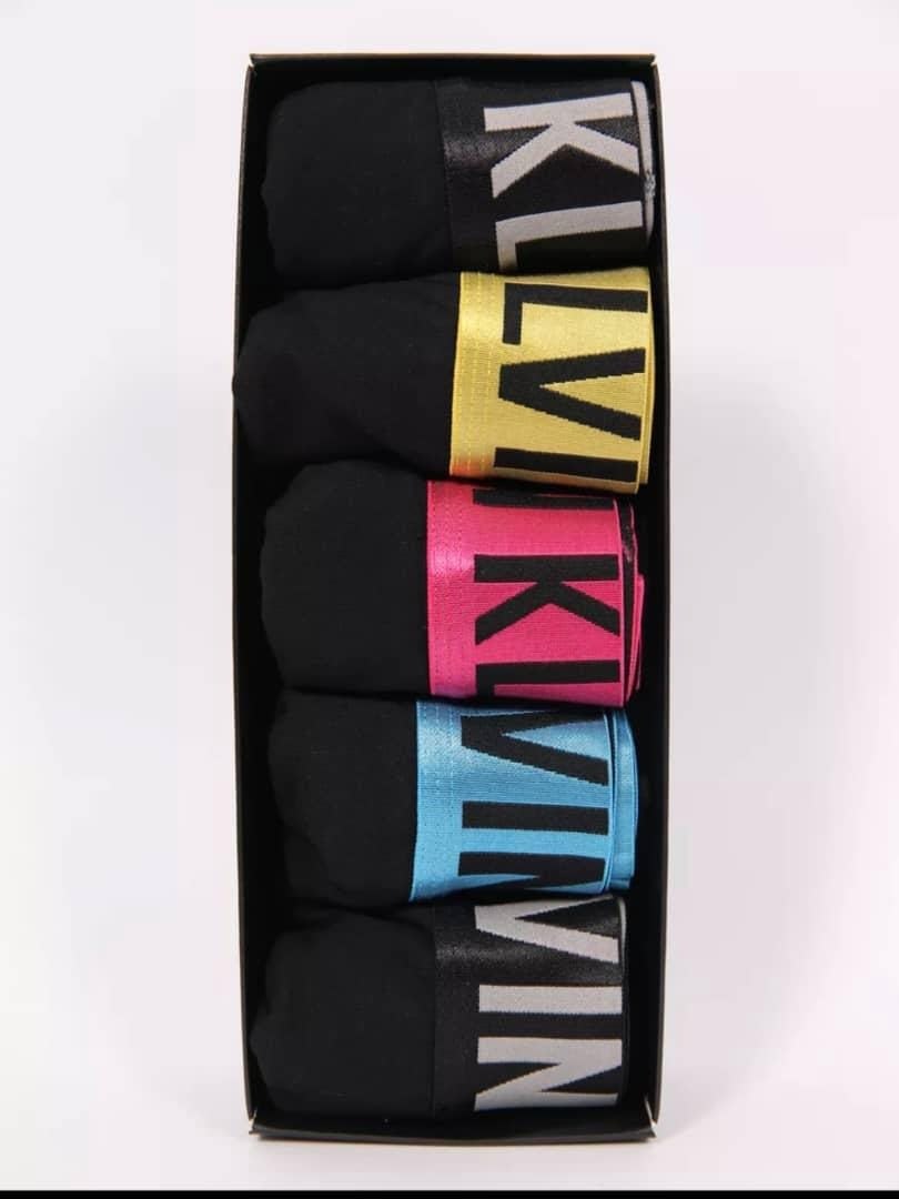 мужские трусы боксеры брендовые набор 5 шт,трусы мужские calvin klein,комплект трусов боксеры calvin klein,трусы мужские набор,трусы боксеры calvin klein