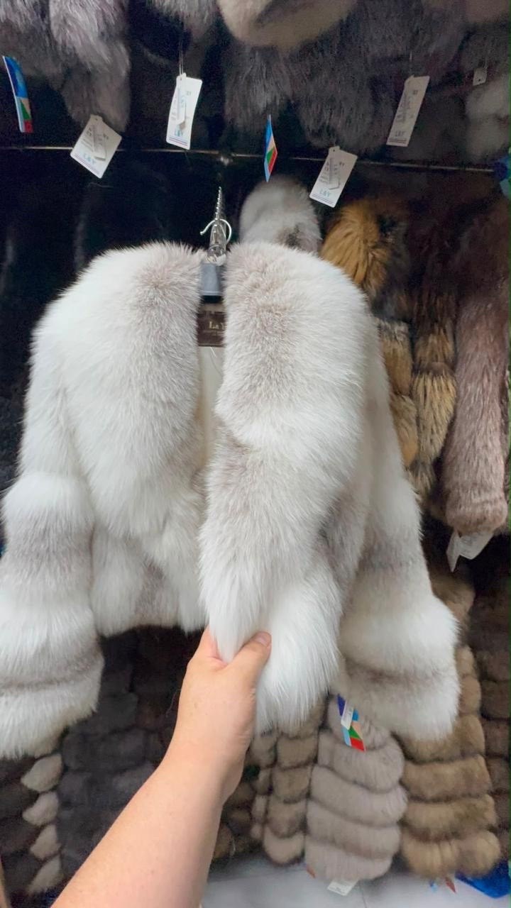шуба женская из натурального лисьего меха,женская короткая шуба из натурального лисьего меха,женская короткая шуба из искусственного лисьего меха,женская куртка из натурального лисьего меха,женская шу