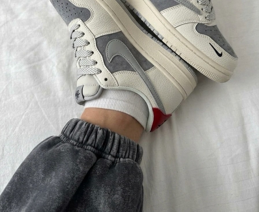 кроссовки,кроссовки женские nike air jordan 1,женские кроссовки nike,кроссовки nike dunk low,кроссовки женскиe
