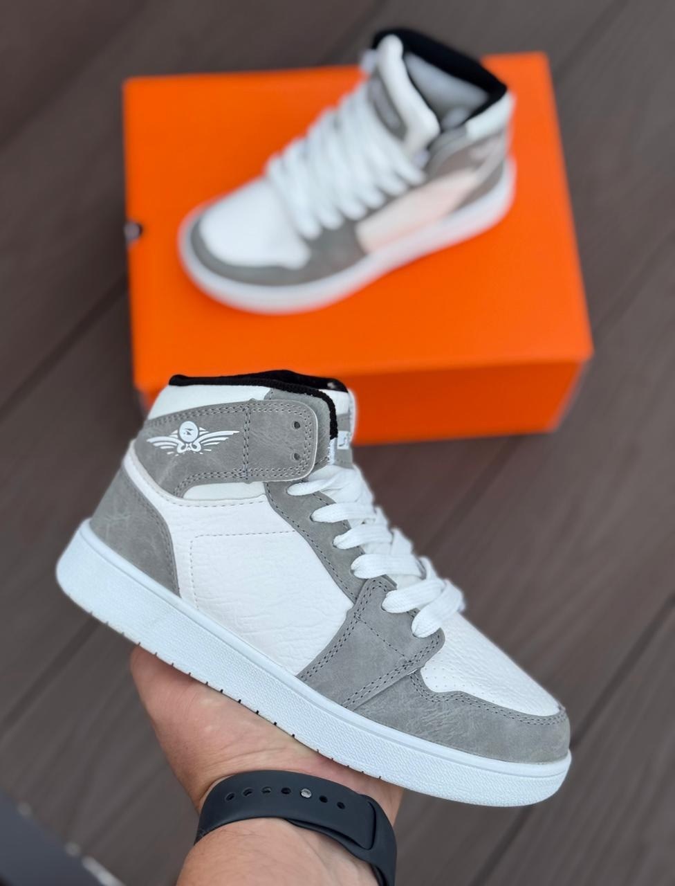 ,баскетбольная ,высокие кроссовки puma rebound v6 красный белый,спортивная ,кроссовки высокие