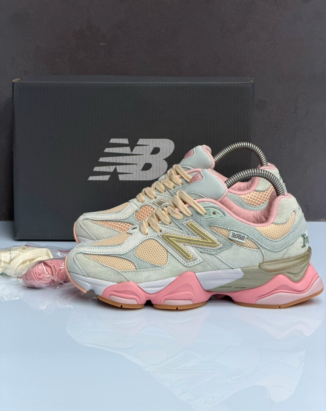 кроссовки new balance 9060,кроссовки женские new balance 9060,кроссовки new balance,кроссовки женские new balance,new balance 9060 женские