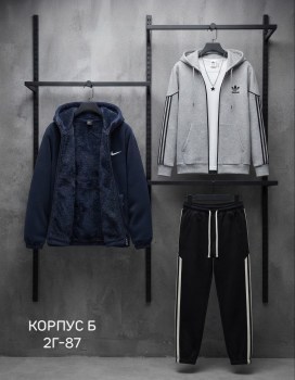 Костюм