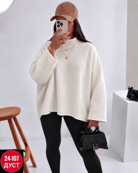 Свитер