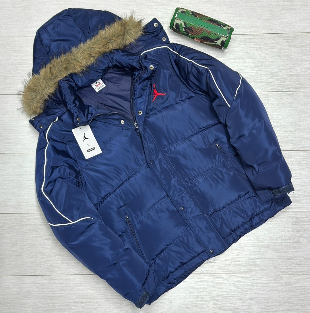 пуховик supreme x jordan,куртка пуховик jordan supreme,мужская зимняя куртка,зимняя куртка пуховик,куртка зимняя