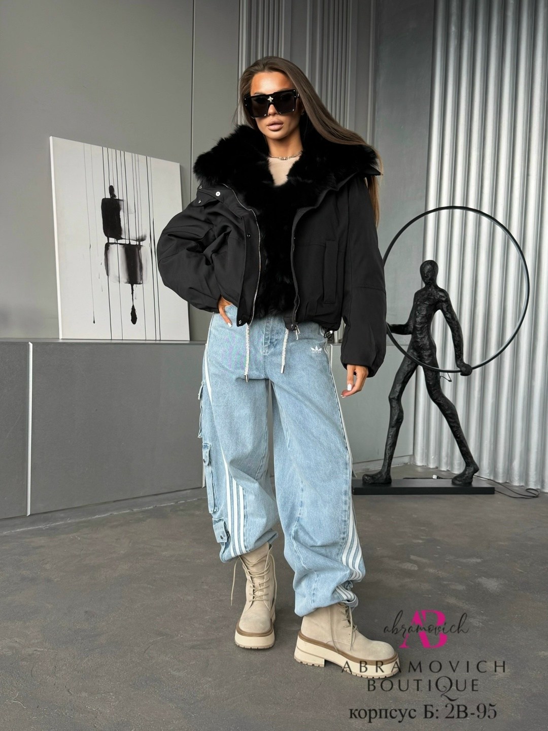 женский чёрный пуховик с мехом max mara,женский чёрный пуховик с натуральным мехом max mara,женский чёрный пуховик с натуральным мехом,пуховики куртки парки,женский пуховик с натуральным мехом max mar
