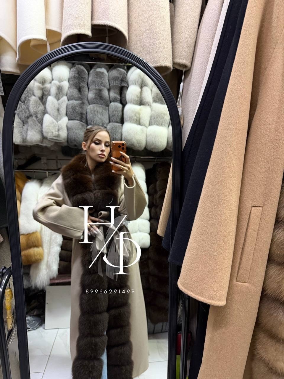 пальто из итальянского кашемира с мехом соболя,пальто из итальянского кашемира с мехом соболя yana kraft brand,кашемировое пальто с меховым воротником из соболя,кашемировое пальто с мехом соболя,пальт
