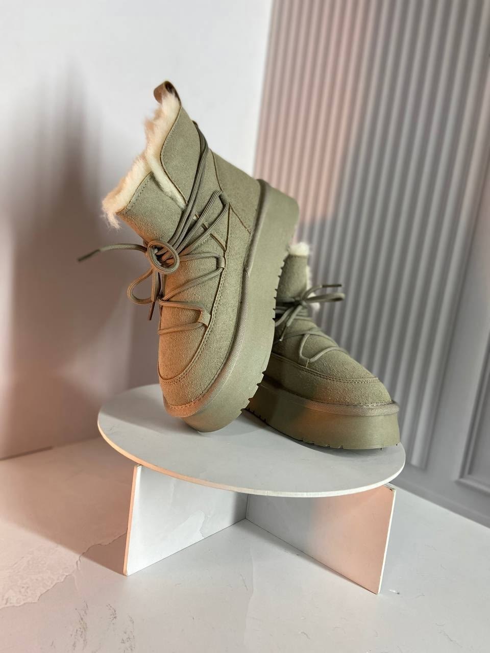 ,зимние ботинки inuikii classic low platform черный,угги замш,угги женские, женская