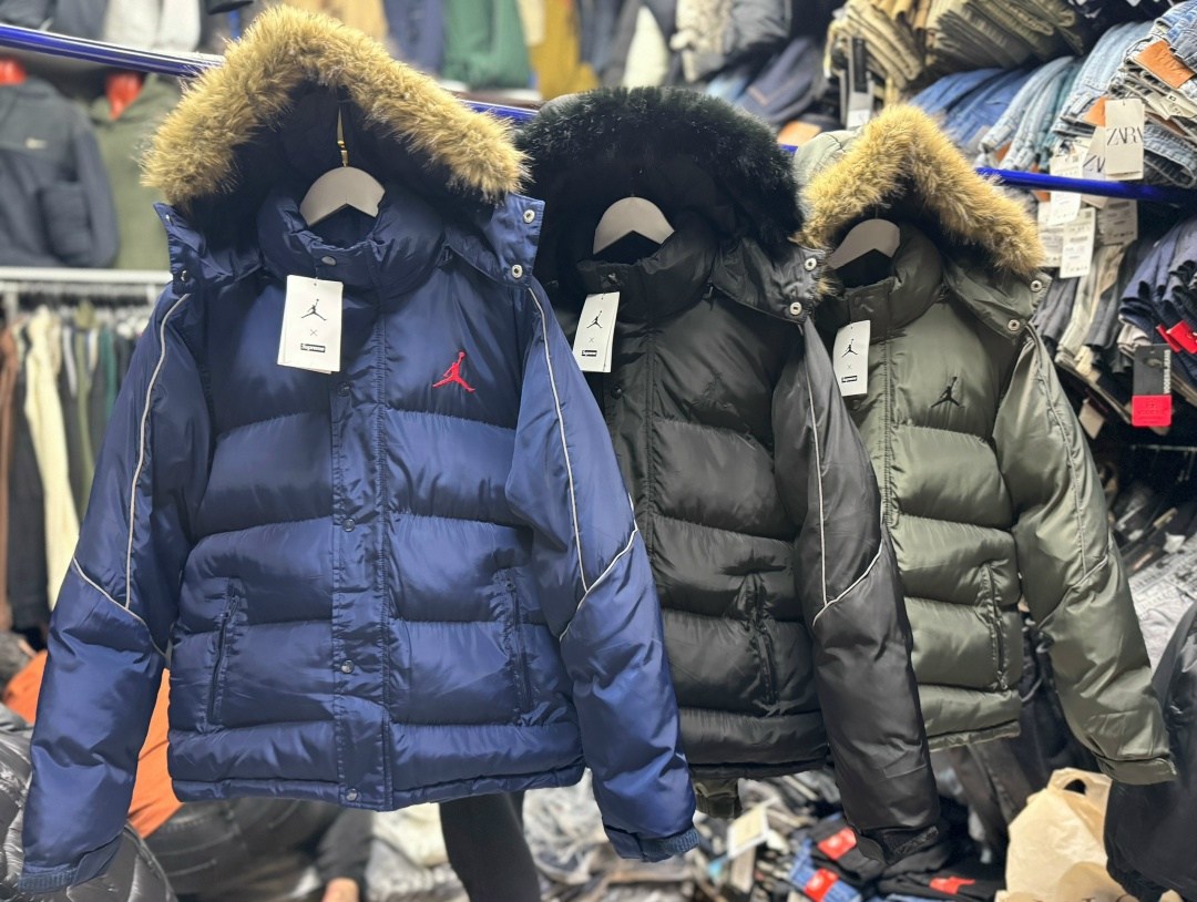 пуховик supreme x jordan,куртка пуховик jordan supreme,мужская зимняя куртка,зимняя куртка пуховик,куртка зимняя