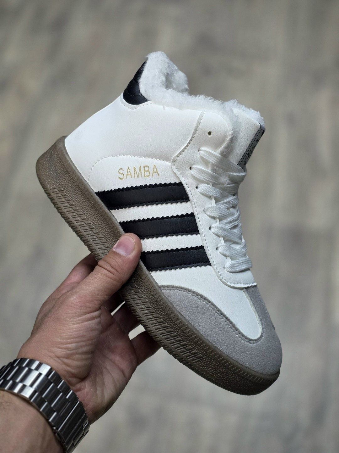 кроссовки высокие adidas samba зимние с мехом,кроссовки женские зимние высокие adidas,,samba кроссовки,кроссовки зимнее