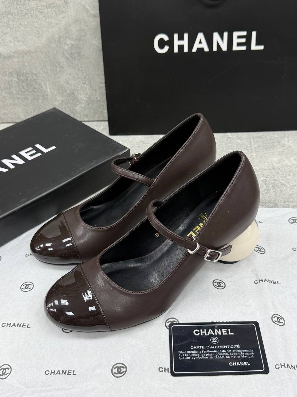 туфли chanel,балетки chanel,туфли шанель на низком каблуке кожаные chanel 451603698,туфли chanel на низком каблуке с жемчужным декором,босоножки chanel