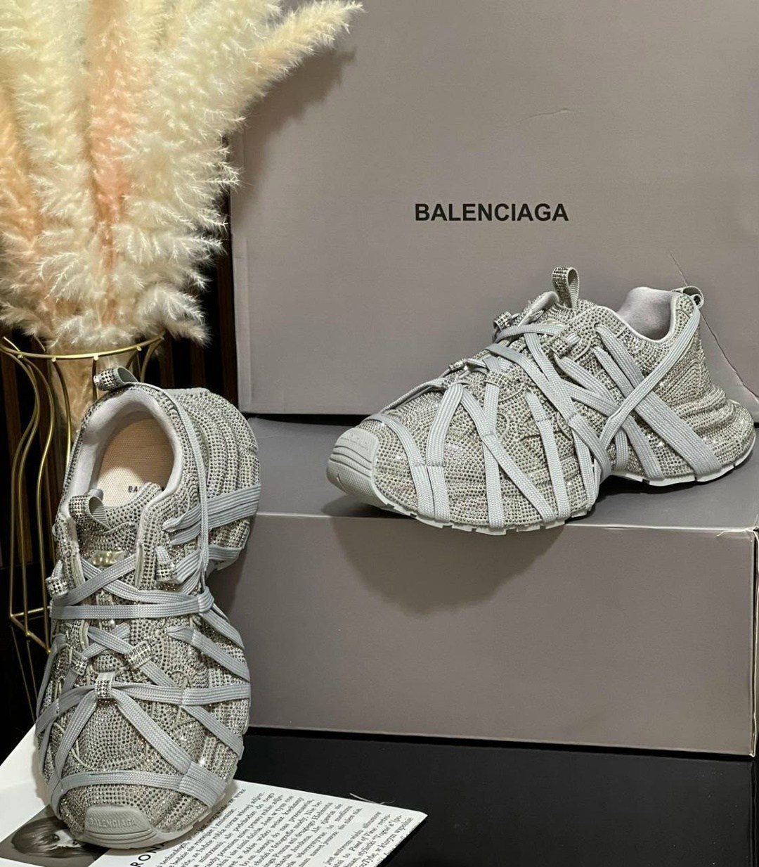 кроссовки balenciaga,кроссовки женские balenciaga,кроссовки balenciaga 3 xl,кроссовки 3xl extreme lace массивные на шнуровке balenciaga,кроссовки для бега balenciaga