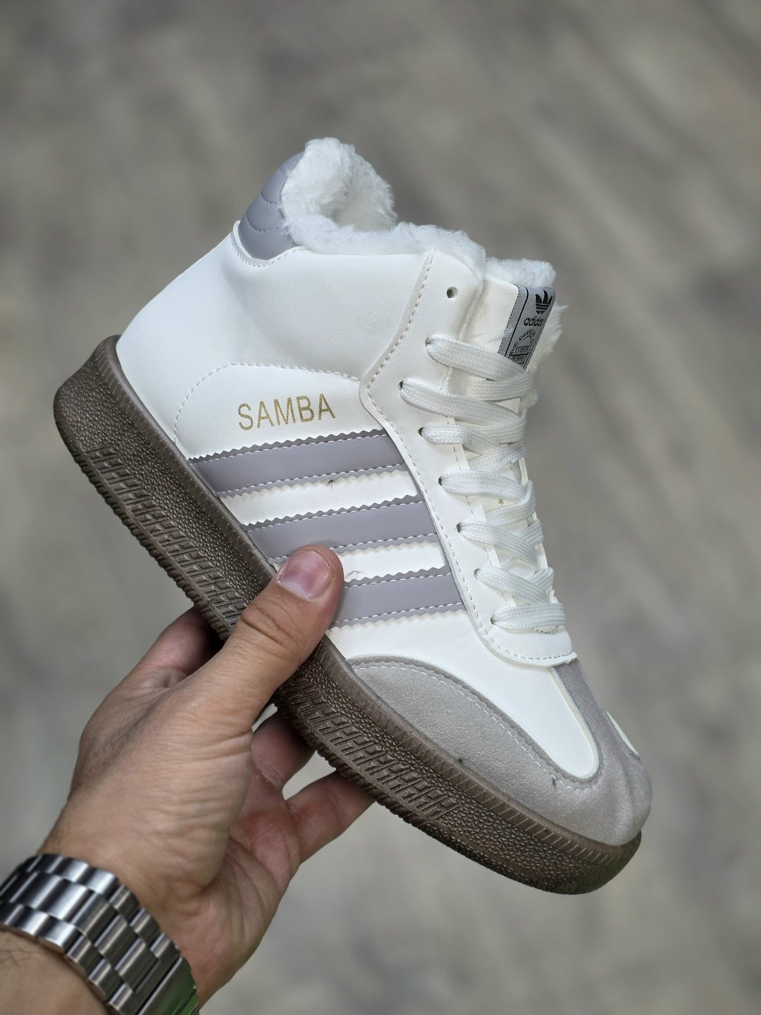 кроссовки высокие adidas samba зимние с мехом,кроссовки женские зимние высокие adidas,,samba кроссовки,кроссовки зимнее