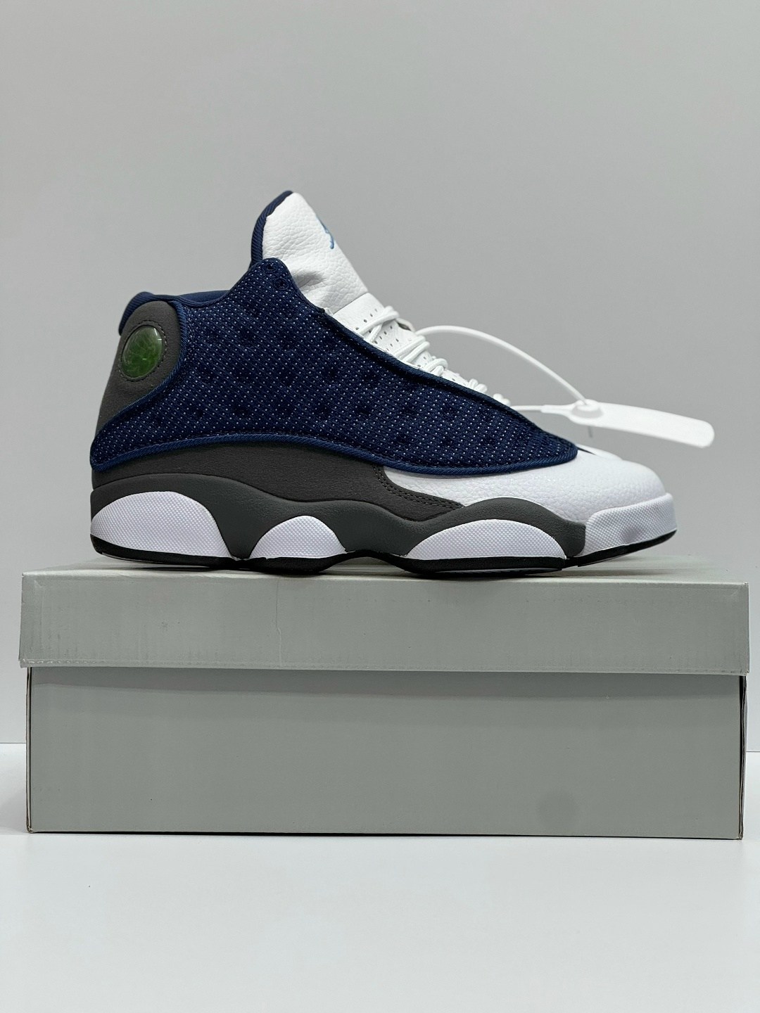 кроссовки air jordan 13 retro flint 2026 синий,кроссовки nike air jordan 13 retro,кроссовки air jordan 13,кроссовки air jordan 13 retro,nike air jordan 13 blue