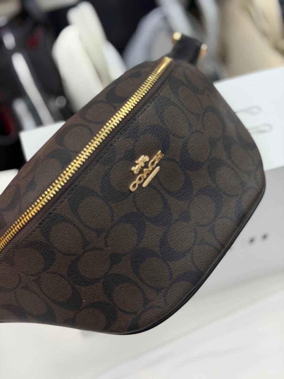 поясная сумка женская coach f48740 коричневый,сумка женская coach,поясная сумка женская,поясная сумка коач,coach сумка