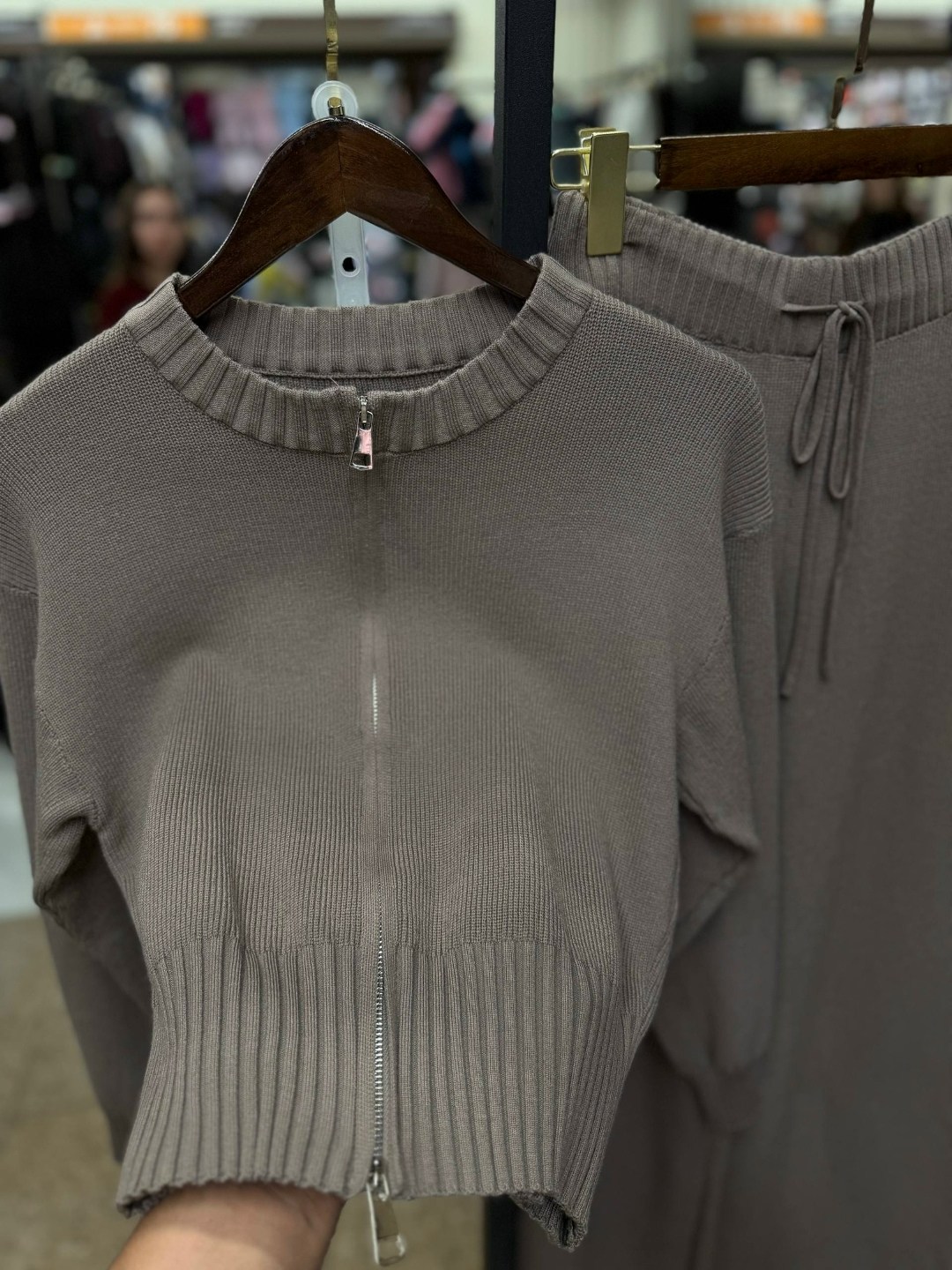 костюм повседневный,костюм christian dior,трикотажные костюмы,женский костюм,костюм dior